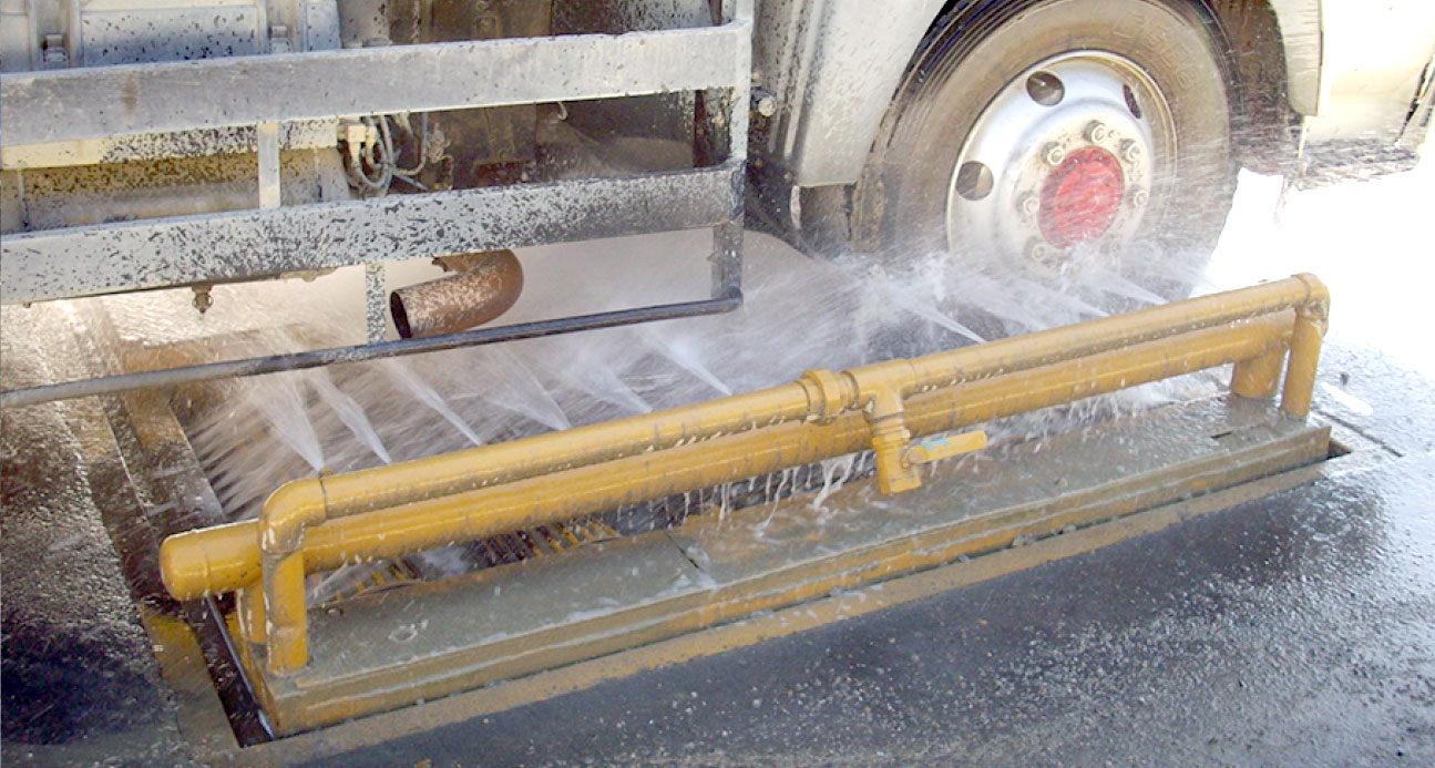 Bau-DRYシリーズ 水併用遠心脱泥式タイヤ泥落とし装置(前後輪同時水併用型)乾式ＢＤ-Ⅲ型